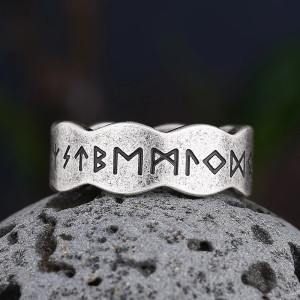 détails Bague Viking Chemin des Runes