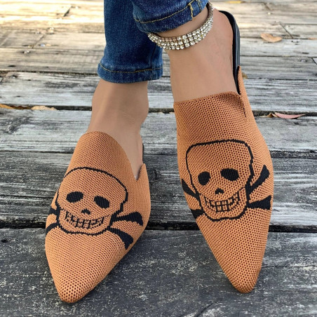 vue complète des Sandales Tête de Mort mofit Skull Mules à talons bas pour femmes couleur beige