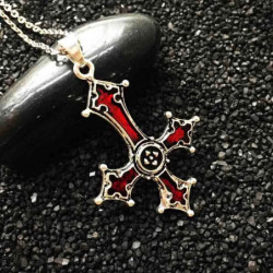 Collier anti christ croix rouge avec pendentif détails