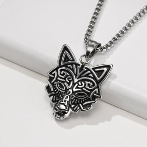 Magnifique Collier tête de loup  en acier inoxydable pour homme