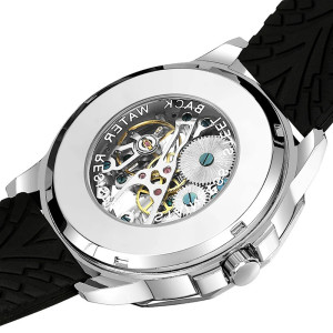 vue arrière de la Montre Tête de mort rétro classique en acier inoxydable