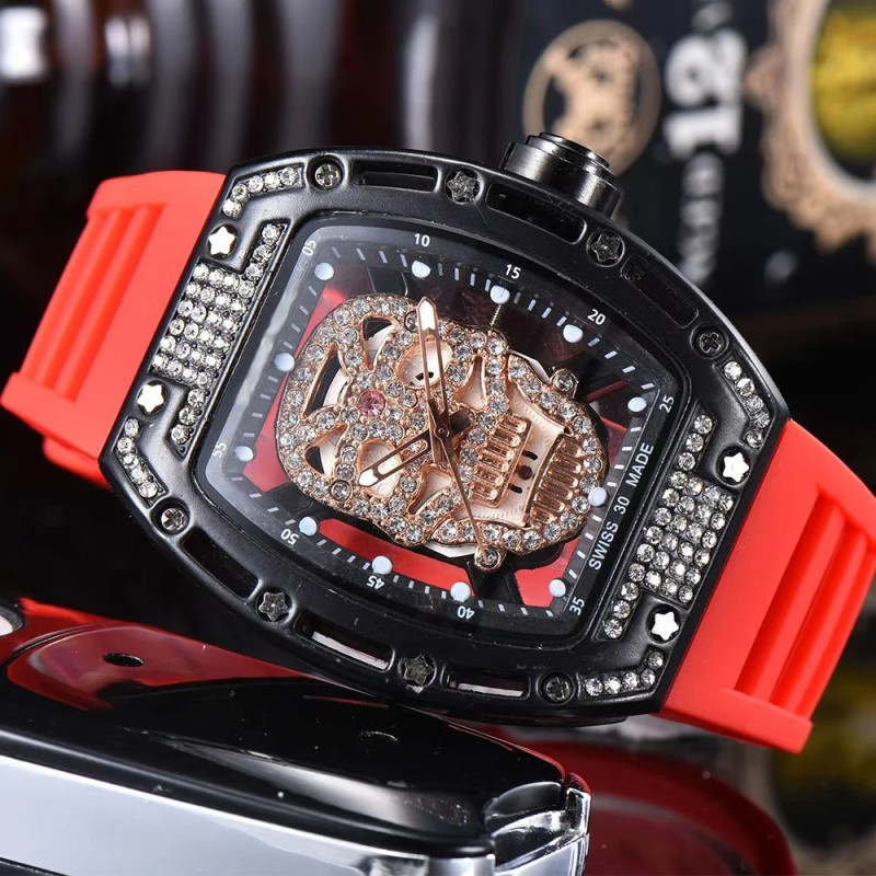 Montre Luxe Tête de Mort Skull Strass pour hommes modèle 1