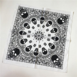 Bandana tête de mort crâne en coton crâne rieur noir