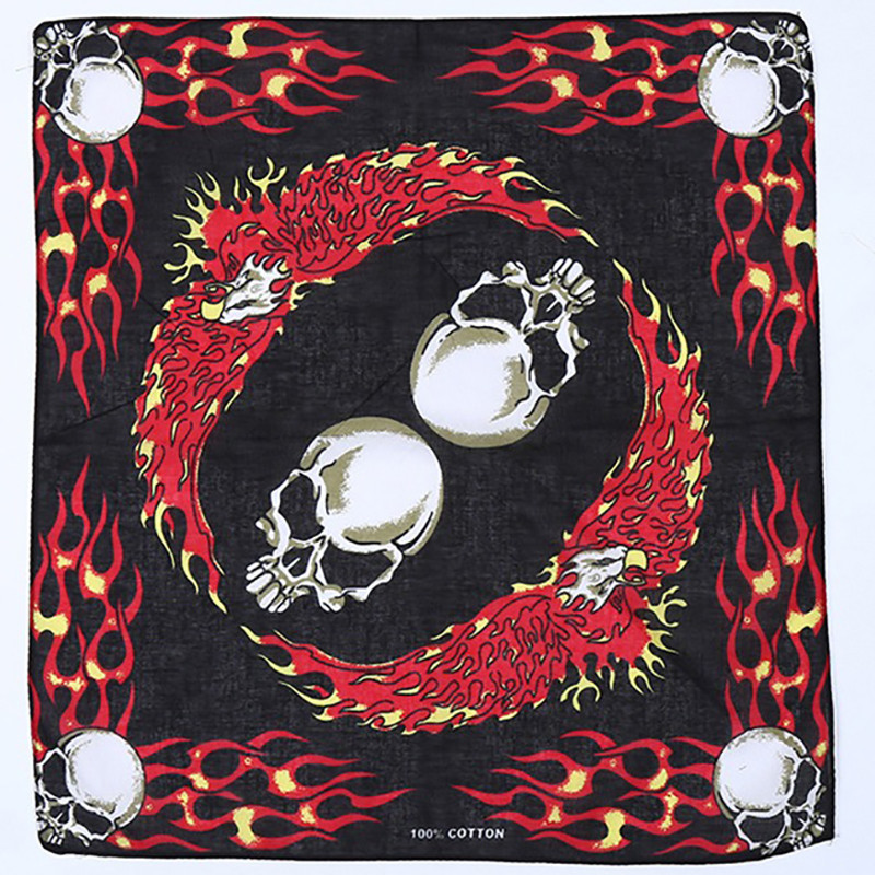 Bandana tête de mort 100% polyester Multiples Crânes 54 cm x 54 cm