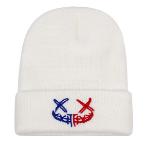 Bonnet Sourire Sardonique couleur blanc