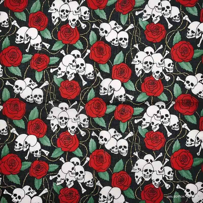 Bandana Tête de Mort Câne et Roses "Romance Macabre"