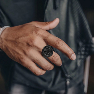 Bague Sigil de Lucifer en Acier Noir - Symbole de Puissance et Mystère