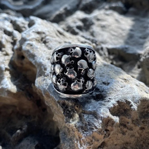 Bague Tête de Mort  Crânes Catacombes