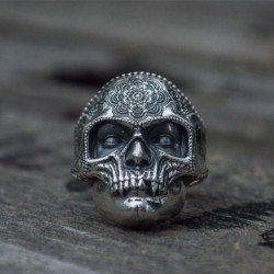 Bague au masque de la mort  mandalas et Santa Muerte vue face