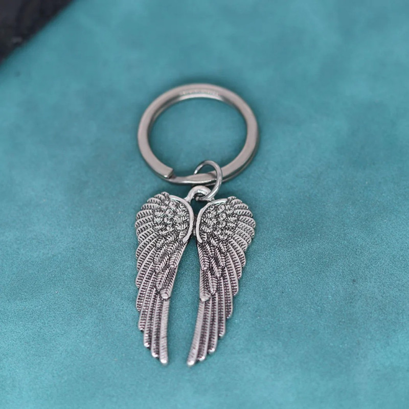 Porte-clés Gothique Ailes d'ange couleur argent