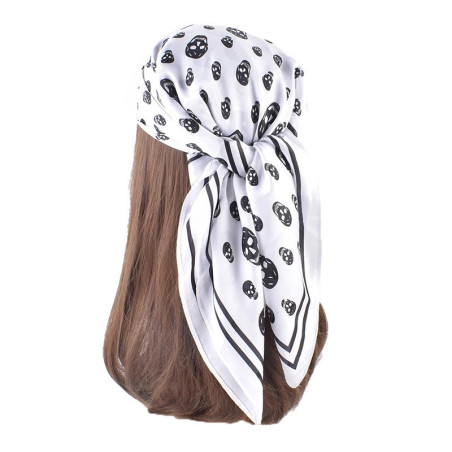 Foulard Tête de Mort Duo Noir et Blanc Élégance - couleur blanc