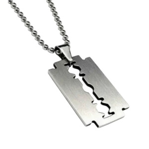 Pendentif Punk Rock Lames de Rasoir Acier Inoxydable  - Dog Tag Style !