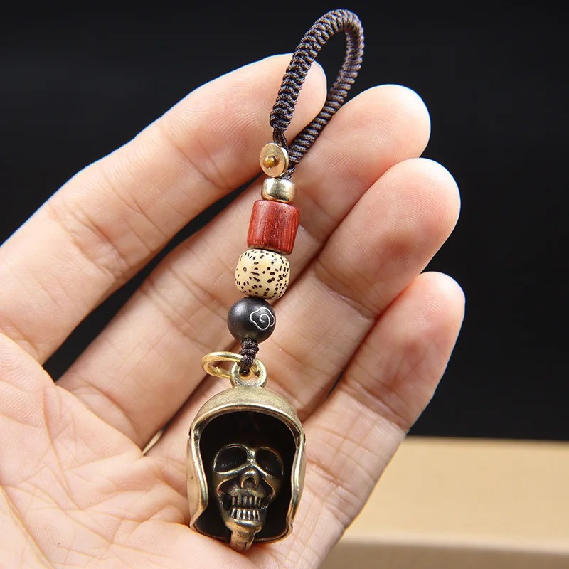 Porte-clés Tête de Mort Casque Motard Talisman Antique Style Gothique