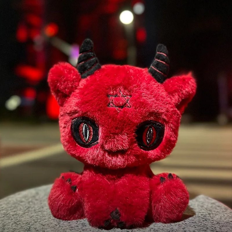 Peluche Gothique Démon Rouge 'Esprit Malicieux'