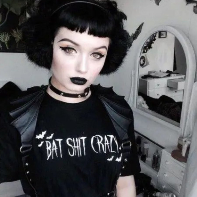 T-shirt Gothique Bat Shit Crazy - Chauves-Souris Nocturnes