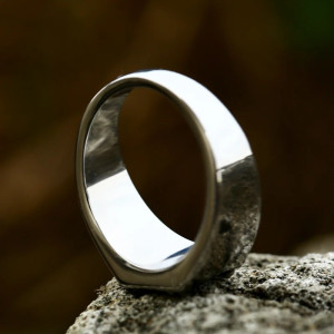 Vue arrière de la Bague Pirate 'Croix des Flibustiers'