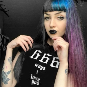 T-shirt Gothique '666 Ways to Love'
