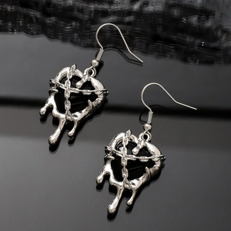 Boucles d'Oreilles Gothiques Cœur Enchaîné 'Passion Captive' - couleur noir