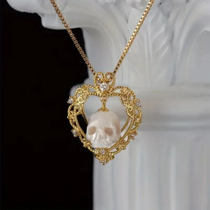 Collier Tête de Mort Baroque 'Cœur Sombre'