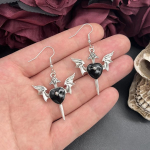 Boucles d'Oreilles Gothiques Lame du Cœur Sombre - couleur noir