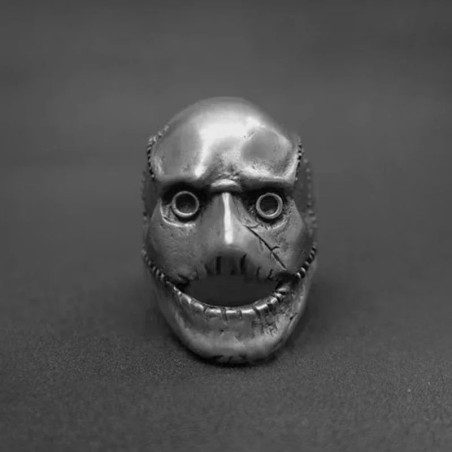 Vue de Face Bague Tête de Mort Suture Macabre