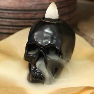 détails complets du Brûleur d'Encens Crâne 'Fumée Mystique'