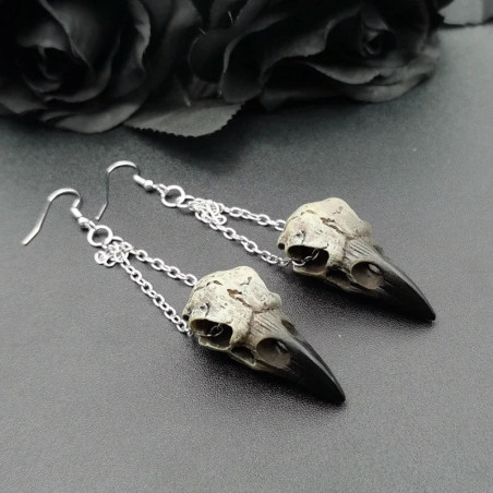 Boucles d'Oreilles Gothique Crâne de Corbeau  'Sépulture Ailée'