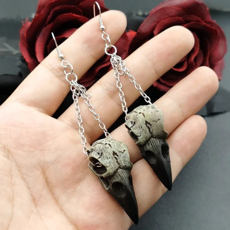 Magnifiqeu Boucles d'Oreilles Gothique Crâne de Corbeau  'Sépulture Ailée'