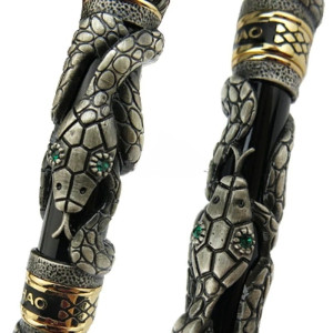 Vue détaillée du Stylo  Serpent Cobra 'Trilogie de Charmes'