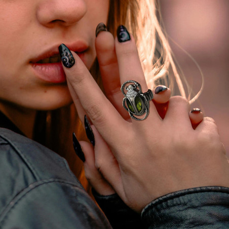 Vue Portée Bague vintage avec pierre pour homme scarabée égyptien