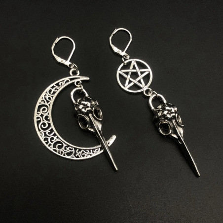 Magnifiques Boucles d'Oreilles Gothiques Lune et Corbeau 'Mystères de Minuit'