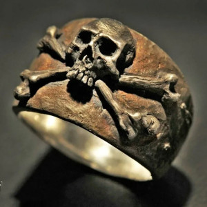 Bague Tête de Mort Pirate - Gardien des Abysses