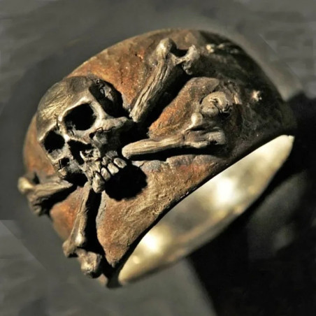 Vue côté droit de la Bague Tête de Mort Pirate - Gardien des Abysses