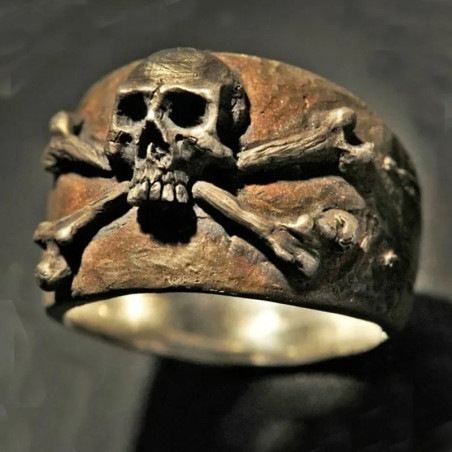 Vue dessus de la Bague Tête de Mort Pirate - Gardien des Abysses