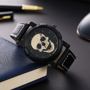Montre Tête de Mort – Crâne au Large Sourire Sombre