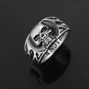 Vue détaillée Bague Tête de Mort Biker Fear Nothing Infernal
