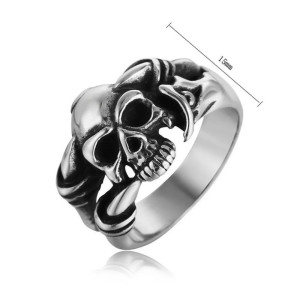 Dimensions de la Bague Tête de Mort Biker Étreinte du Démon