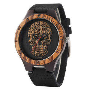 Vue de la Montre Tête de Mort – Crâne Baroque Sombre
