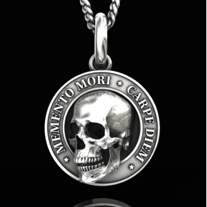 Collier Tête de Mort Memento Carpe Diem
