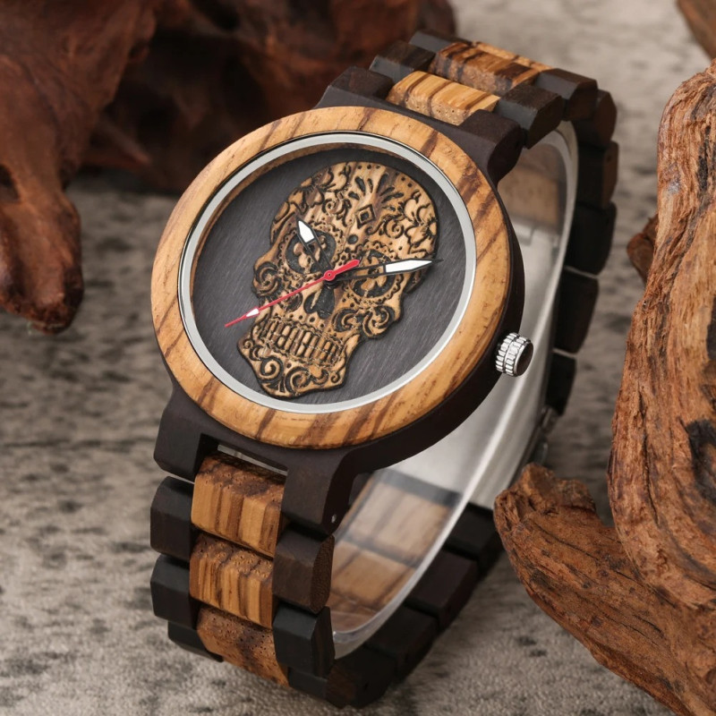 Vue face de la Montre Tête de Mort – Crâne Sculpteur Tribal