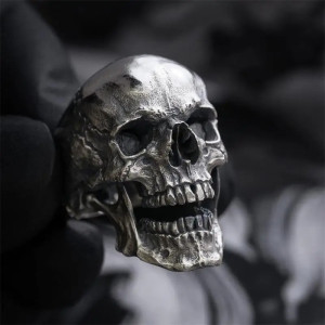 Magnifique Bague Tête de Mort – Crâne du Damné