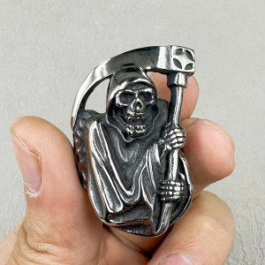 Bague Tête de Mort "Faucheuse d'Acier"