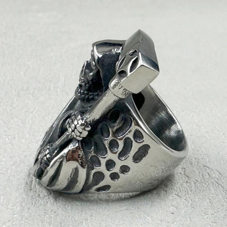 Vue détaillée Bague Tête de Mort "Faucheuse d'Acier"