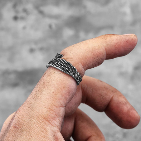 Vue Portée Bague Rock "Ailes d'Ange Rebelles"