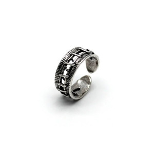 Vue générale Bague  Gothique "Couture Maudite"