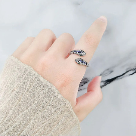 Vue Portée Bague Serpent Saphir "Duo Hypnotique"