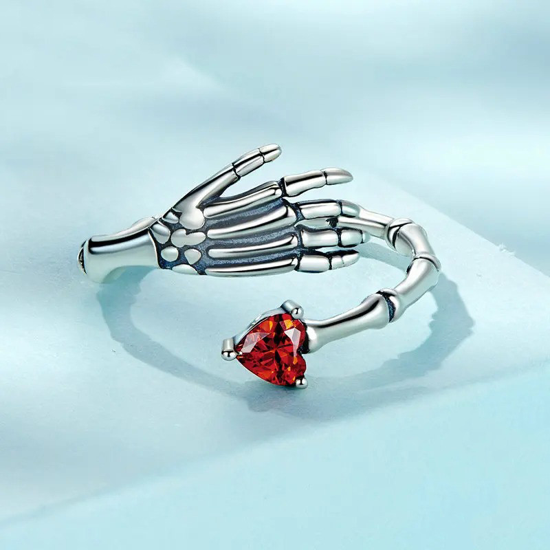 Avant Bague Tête de Mort "Main de l’Enfer"