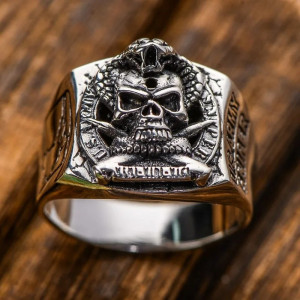 Bague Tête de Mort "Trône du Chaos" - en Argent  Sterling 925