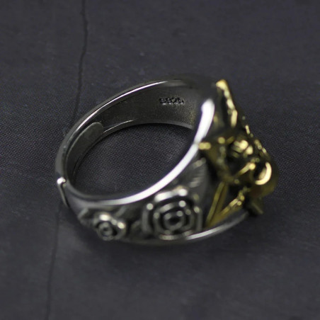 Vue de côté Bague Tête de Mort "Étoile Enchaînée" - en Argent  Sterling 925