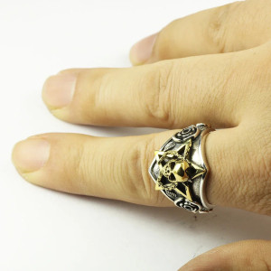 Vue Portée Bague Tête de Mort "Étoile Enchaînée" - en Argent  Sterling 925